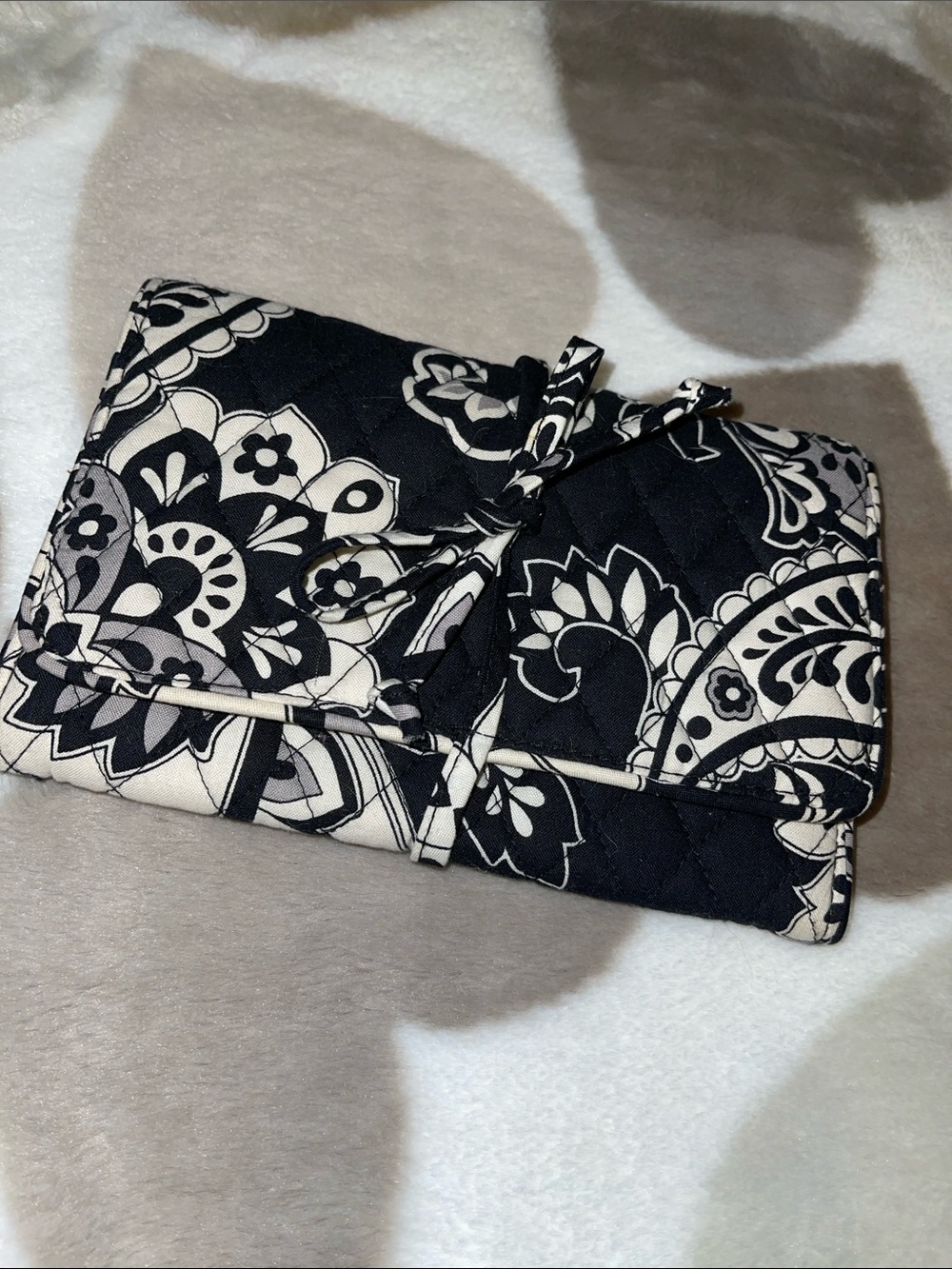 Vera Bradley Quilted Black and White Floral Travel Jewelry Roll